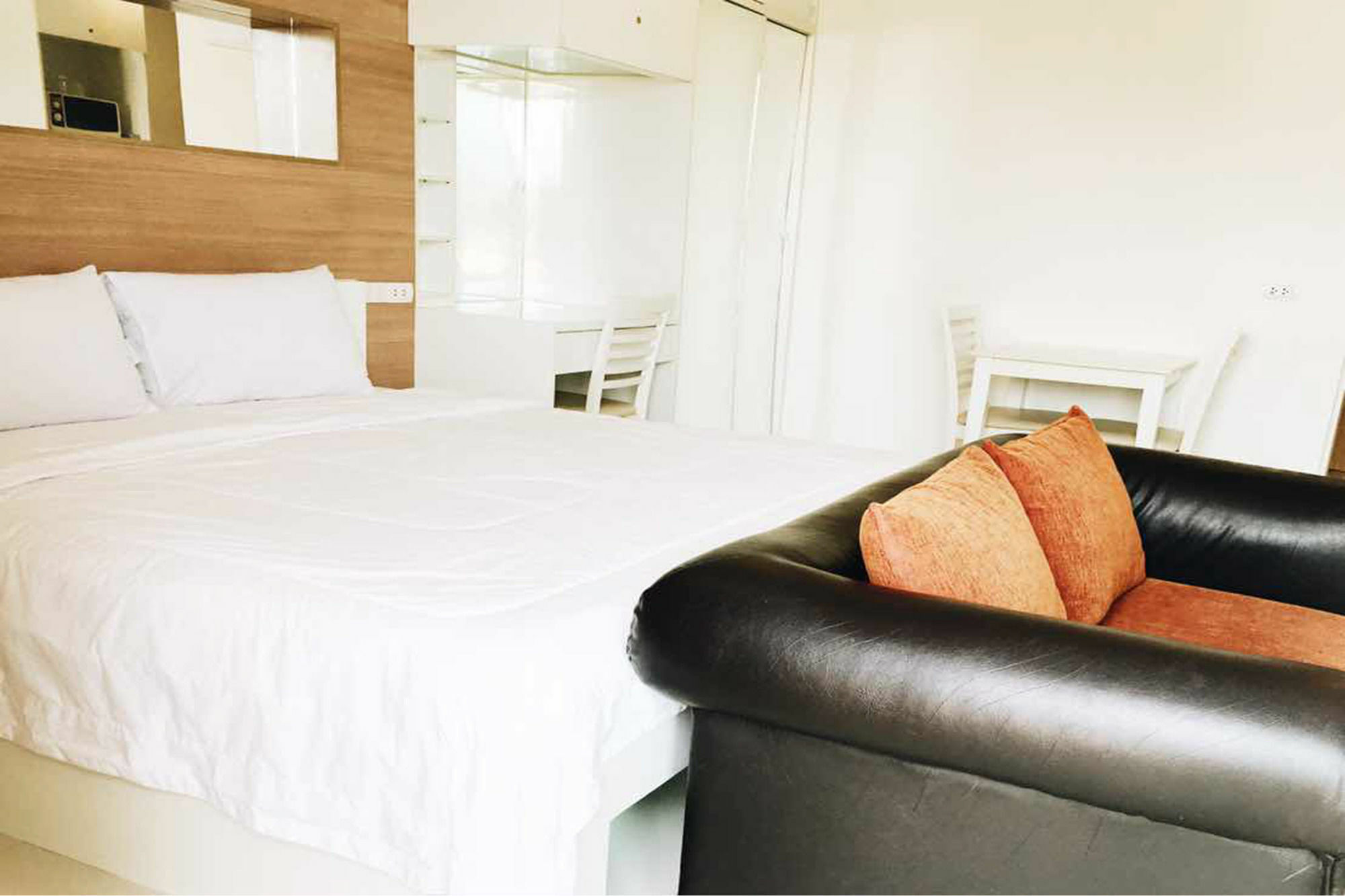 The Seacraze Hua-Hin By Montri C. Apartment Hua Hin Bagian luar foto